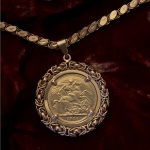Antique 22k gold British Sovereign in  Necklace
